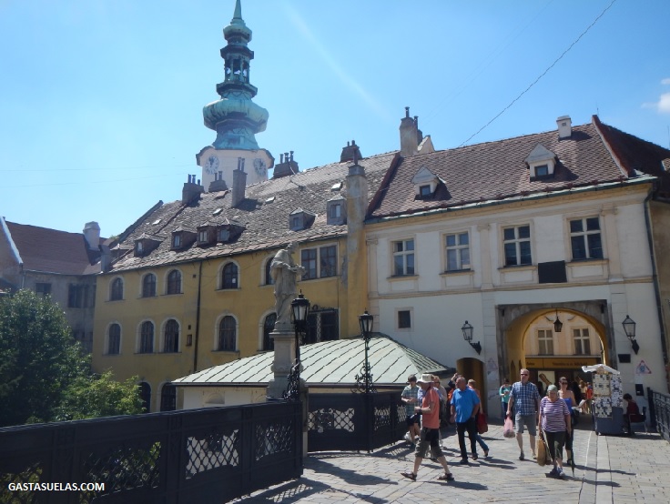 Puerta de San Miguel (Bratislava)