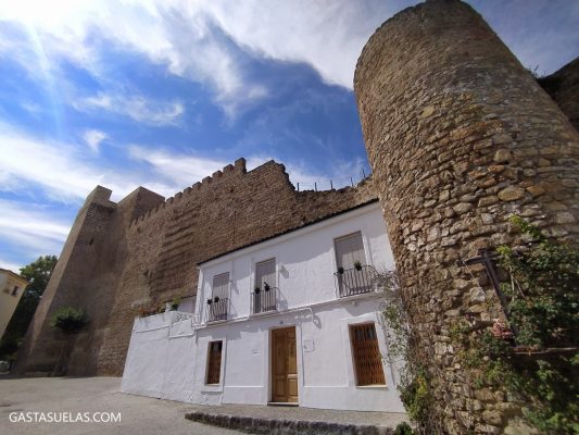 Vivienda en la muralla del Castillo de Priego de Córdoba