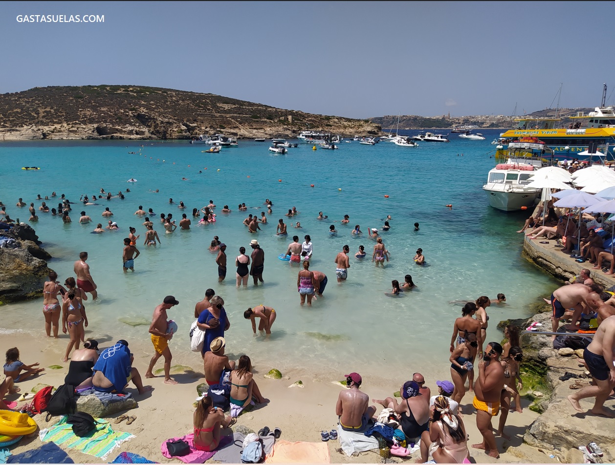 Playa en la Laguna Azul (Isla de Comino, Malta)