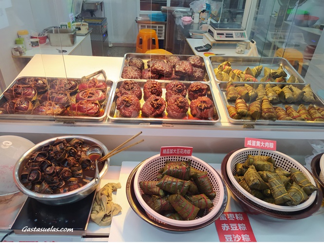 Comida en Zhujiajiao (China) Puesto de comida en Zhujiajiao (China)