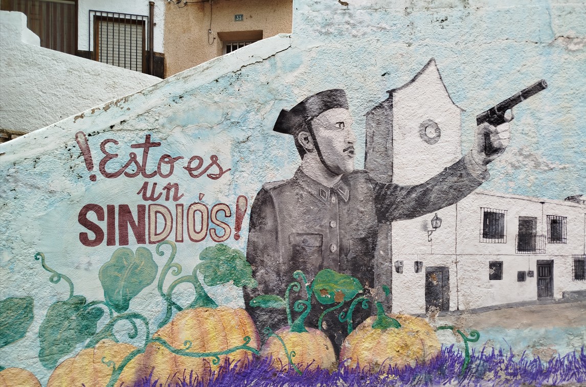 Mural de Amanece que no es poco en Molinicos (Albacete)