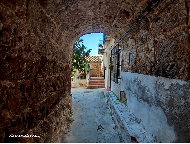 Pasadizo en Letur (Albacete)